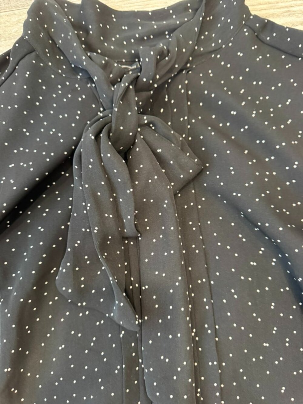 Banana Republic NWOT Black Polka Dot Tie Front Lightweight Dress Size Medium L31 - Picture 6 of 6